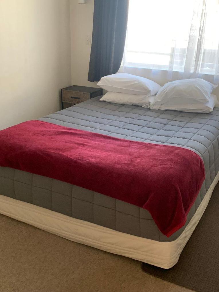 Aaron Court Motel Timaru Buitenkant foto